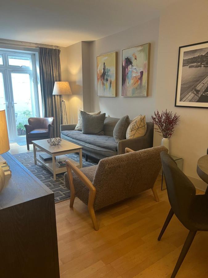 2 Bedroom Apartment Just Off Kings Road London Exterior photo