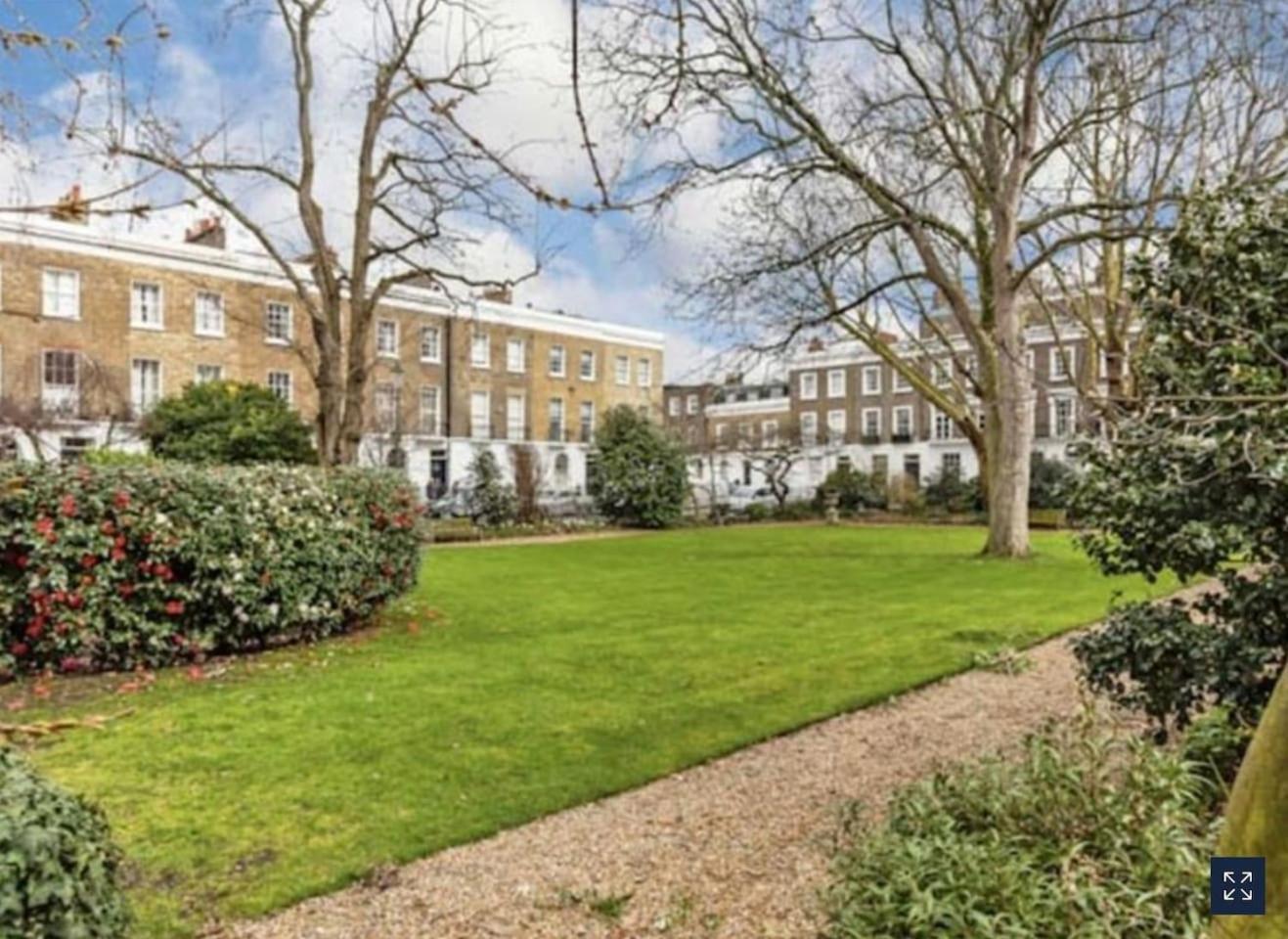 2 Bedroom Apartment Just Off Kings Road London Exterior photo